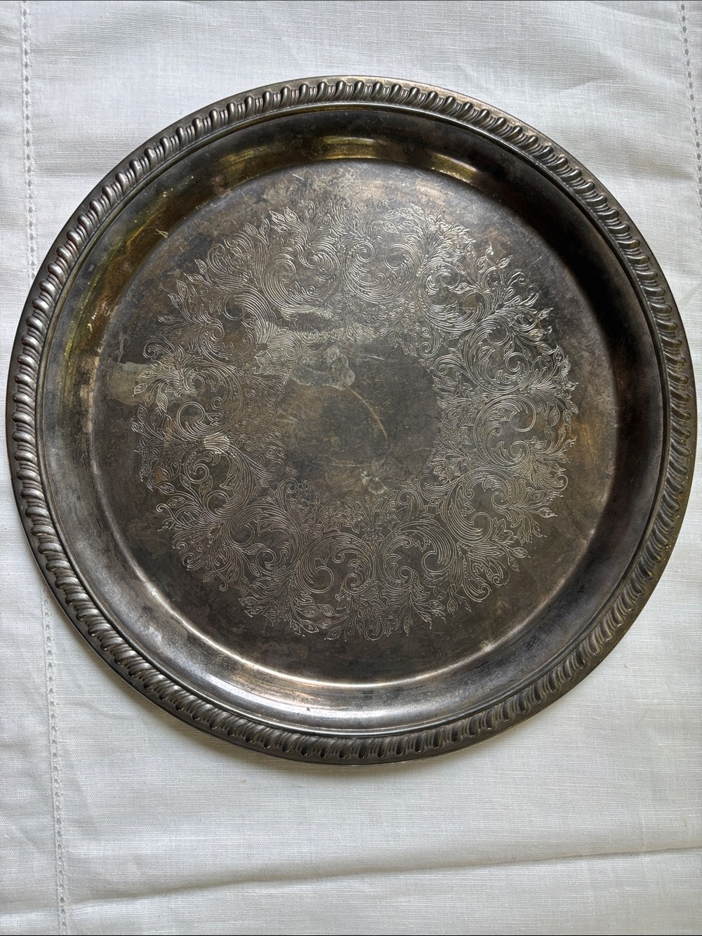 Vintage Godinger Silver Art Co Round Plated Tray Chased Floral Gadroon Rim